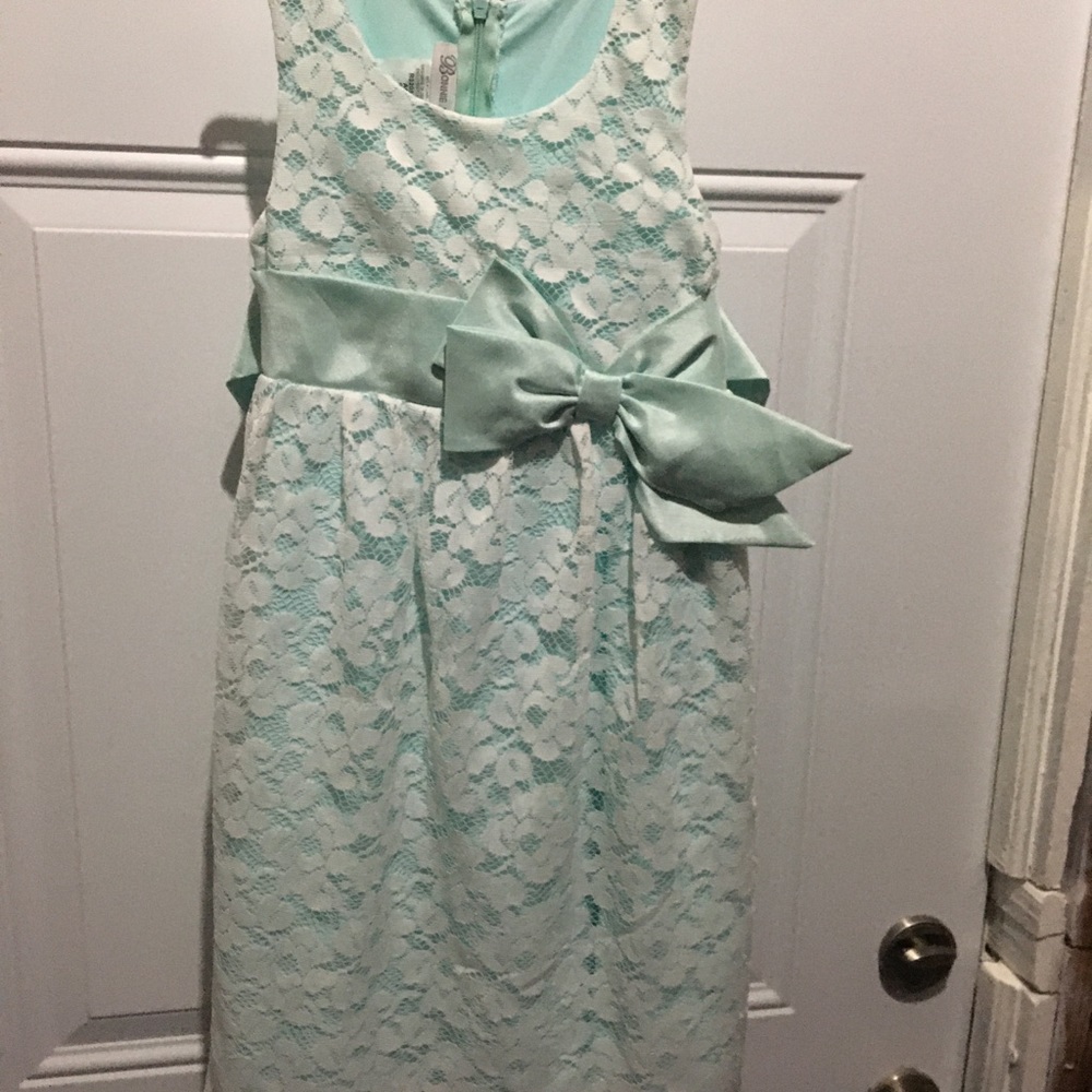 Adorable Girls dress size 6